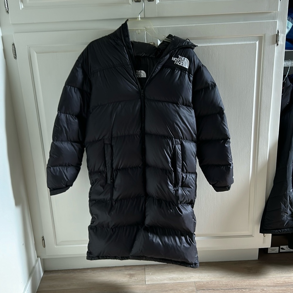 The North Face long quilted black jacket size Medium